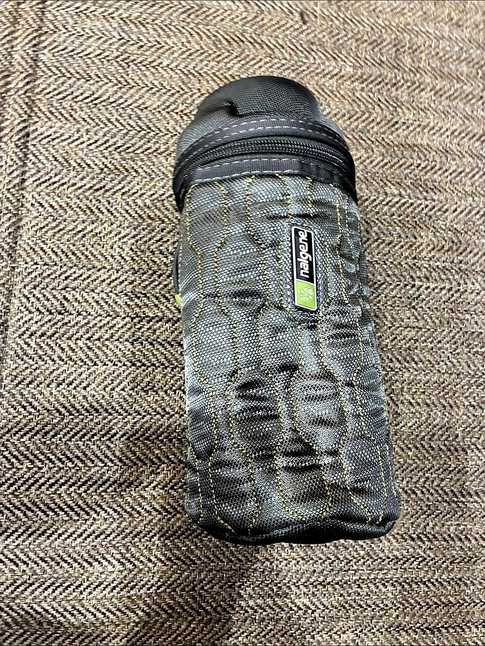 Nalgene Insulated 1L Bottle Carrier with Zip Cover Green/Grey